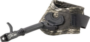 T.R.U. BALL RELEASE STINGER XT - DUAL JAW SWIVEL VELCRO CAMO LG